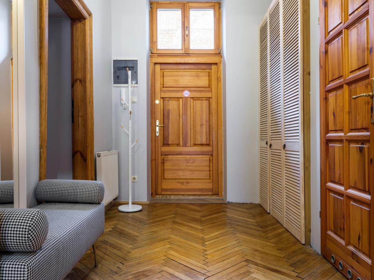 Cracwow Market Squere Apartment Krakow Ngoại thất bức ảnh